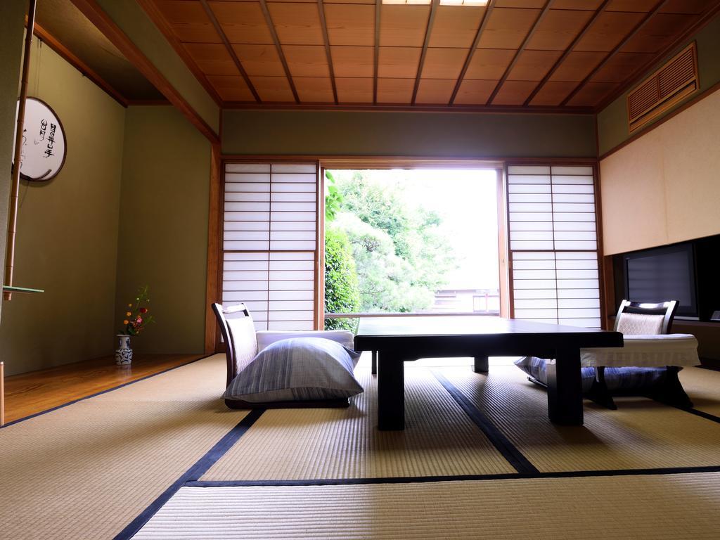 Hotel Atamisekitei Annex Sakuragaokasaryo Atami  Pokoj fotografie